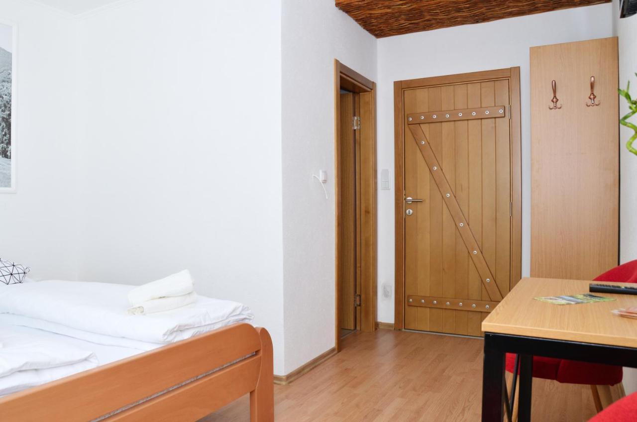 Motel Konoba Slapovi Jajce Exterior foto